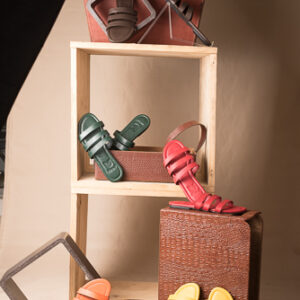 STRIP SLIPPERS - Image 4