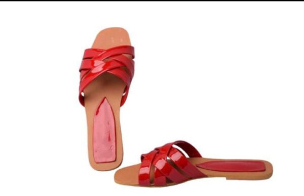 FLAT_TOE_CRISSCROSS_SLIPPERS_63_1